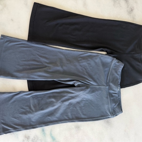 Athleta Girls Chit Chat Kick Flare Capri Wide Leg pants, XS/6, gray & black - Picture 3 of 5